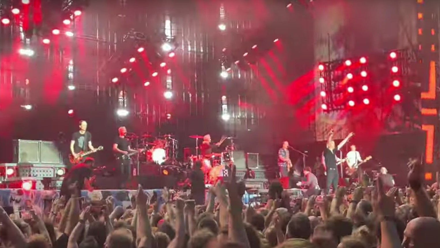 Gemeinsam auf der Bühne: Tote Hosen und Ärzte