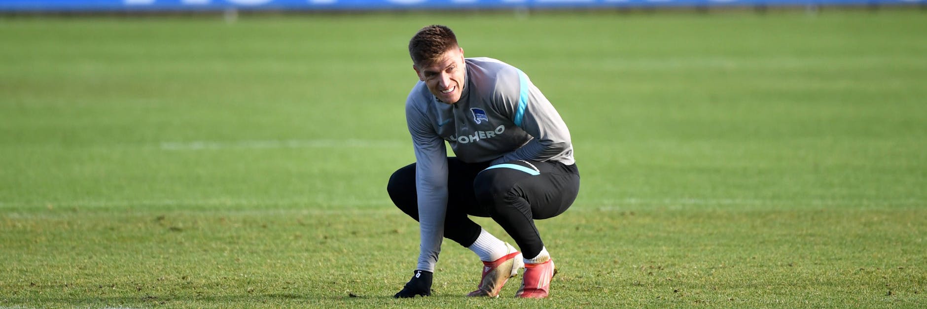 Stürmer Kris Piatek wechselt wohl nicht nach Florenz und wird zunächst wieder bei Hertha BSC trainieren. Eine Zukunft hat der Top-Verdiener in Berlin nicht.