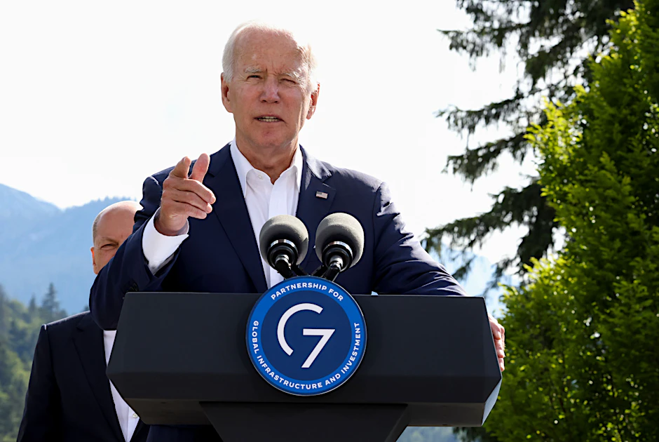 US-Präsident Joe Biden hält eine Rede beim G7-Gipfel.