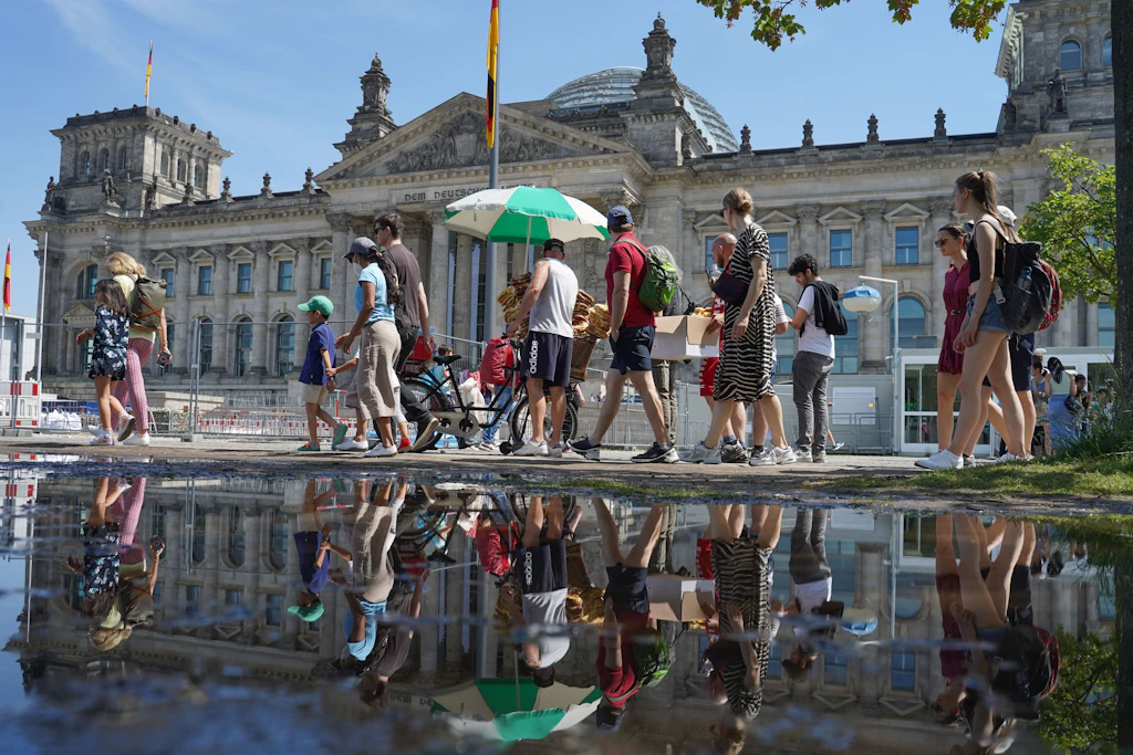 Berliner Rettungsdienst: Herzinfarkt, Schlaganfall, Bauchschmerzen - was nun?