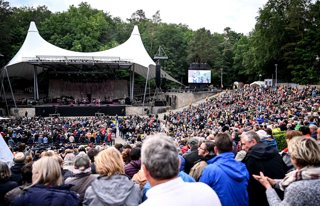 Waldbühne: Gänsehaut bei 30 Grad