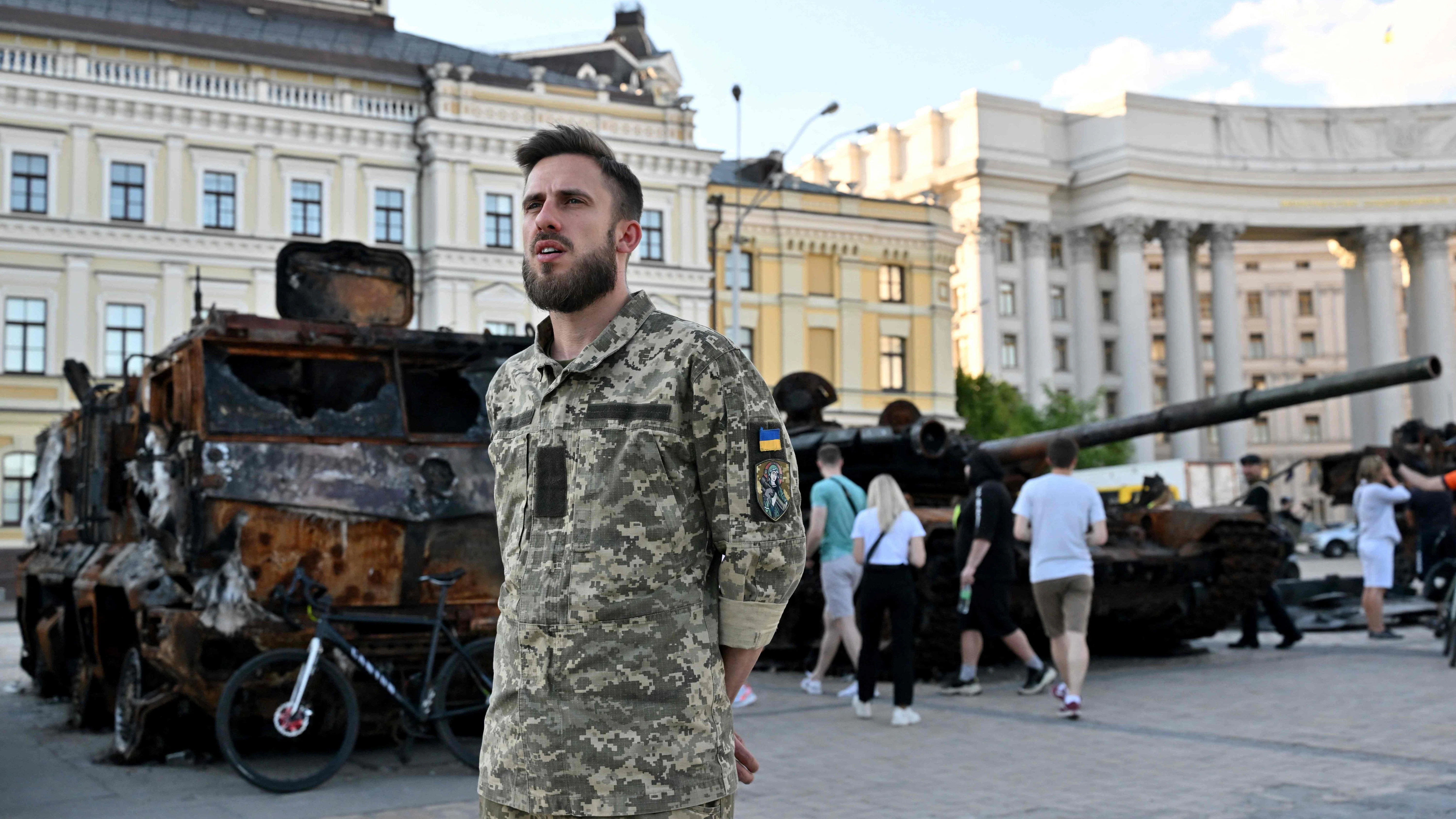 Der Franzose Damien Magrou ist Sprecher der internationalen Freiwilligen, die in der International Legion kämpfen.