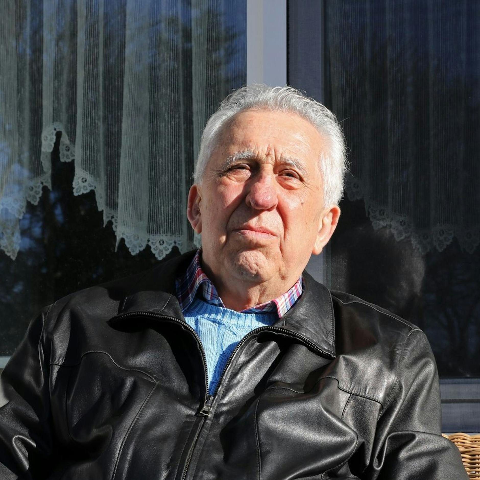 Image - Egon Krenz: „Jede neue Waffenlieferung ist eine neue Lizenz zum Töten“