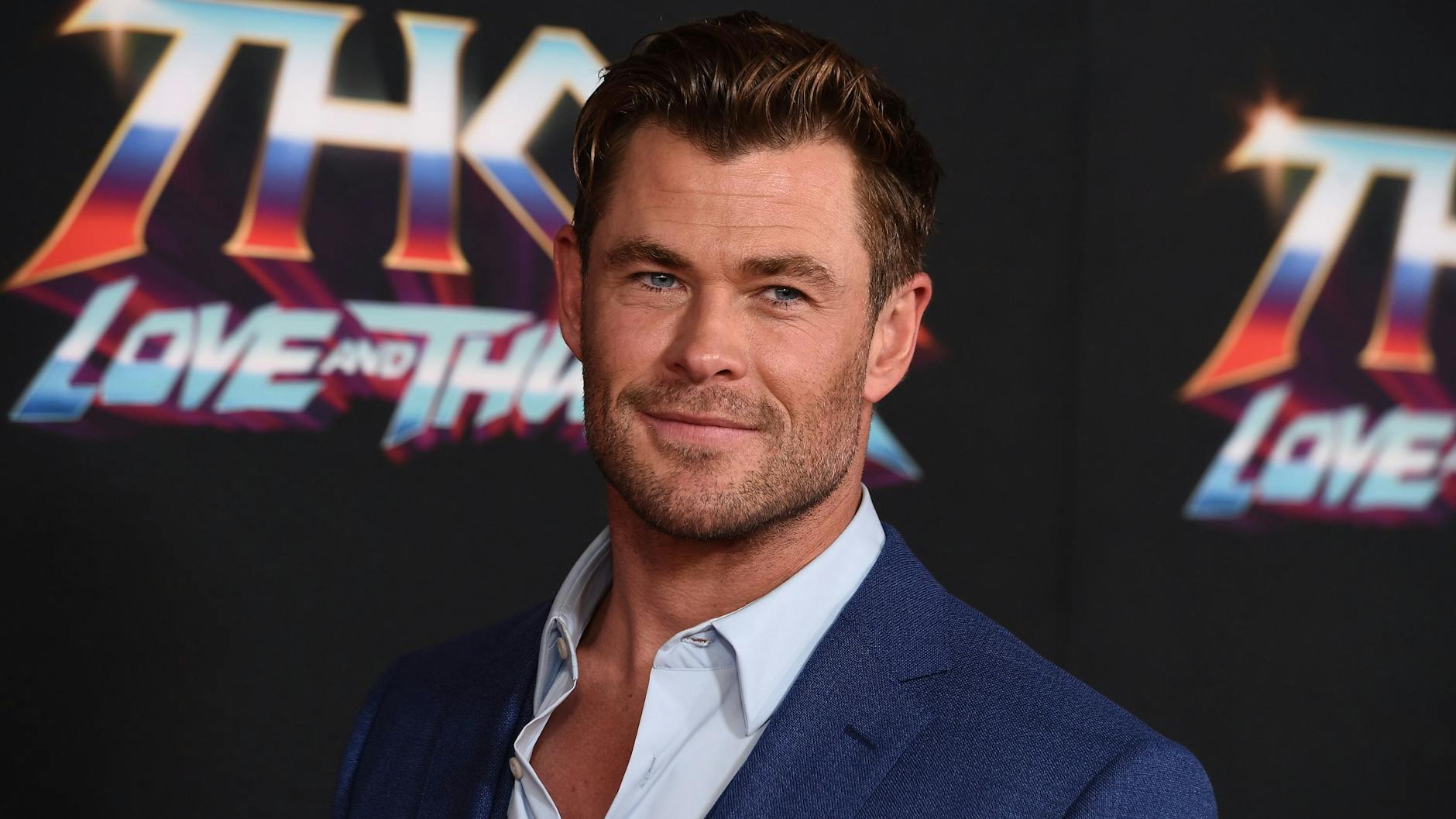 Der australische Schauspieler Chris Hemsworth (38) schlüpft in „Thor: Love and Thunder“ zum vierten Mal in die Donnergott-Rolle.