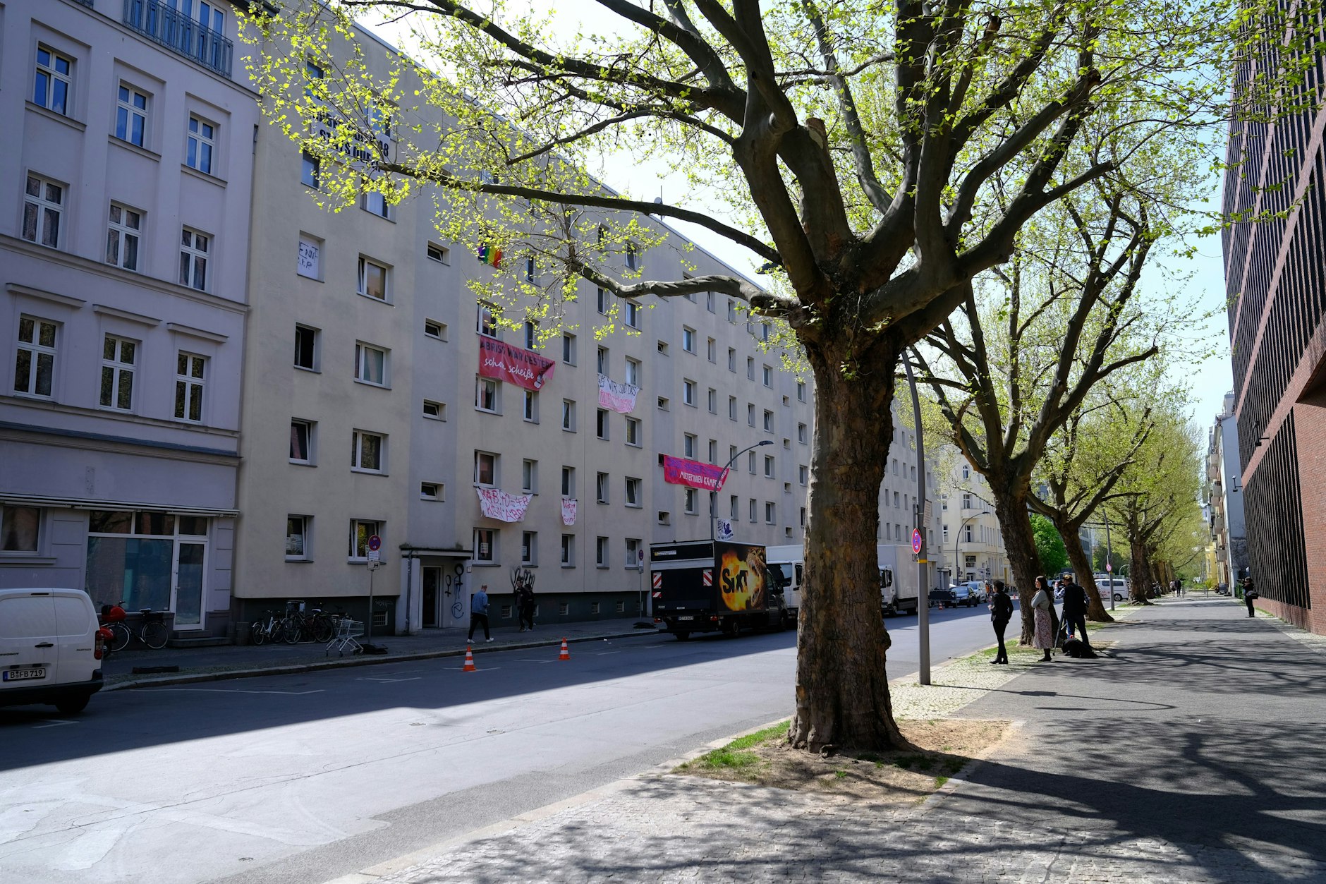 Wohnblock in der Habersaathstraße: Das Amtsgericht Berlin hat einem Mieter recht gegeben. Die Räumungsklage ist damit nun gescheitert.