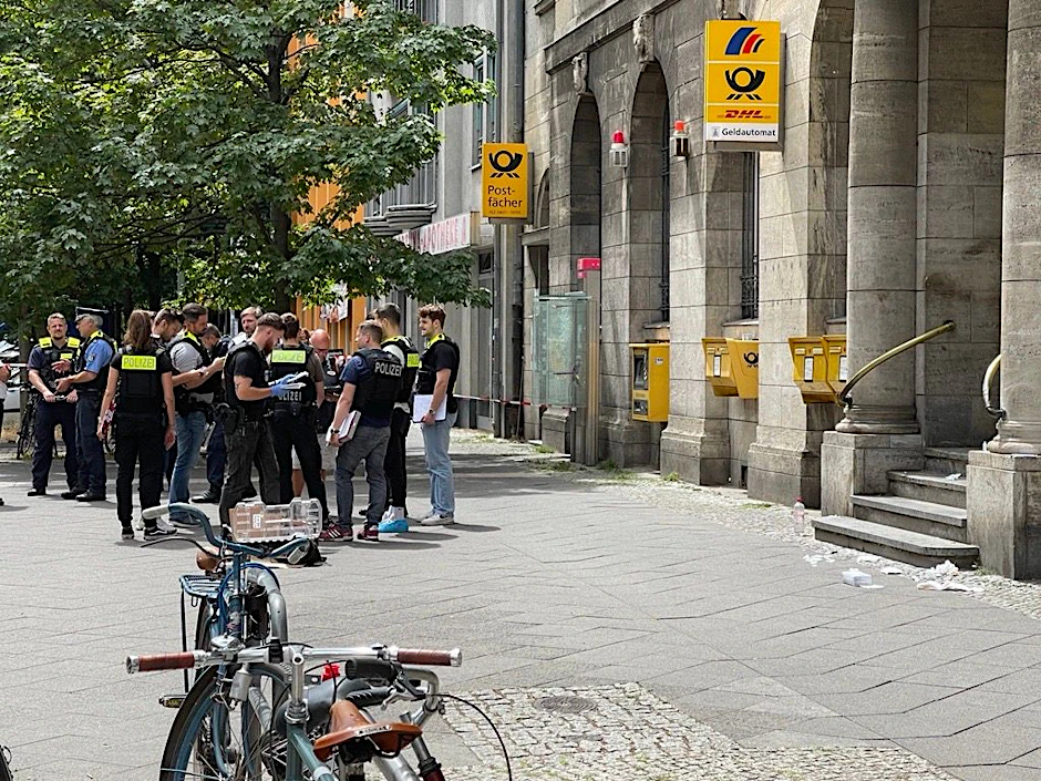 Überfall auf Geldtransporter in Wilmersdorf: Schüsse, Verletzte, viele Zeugen