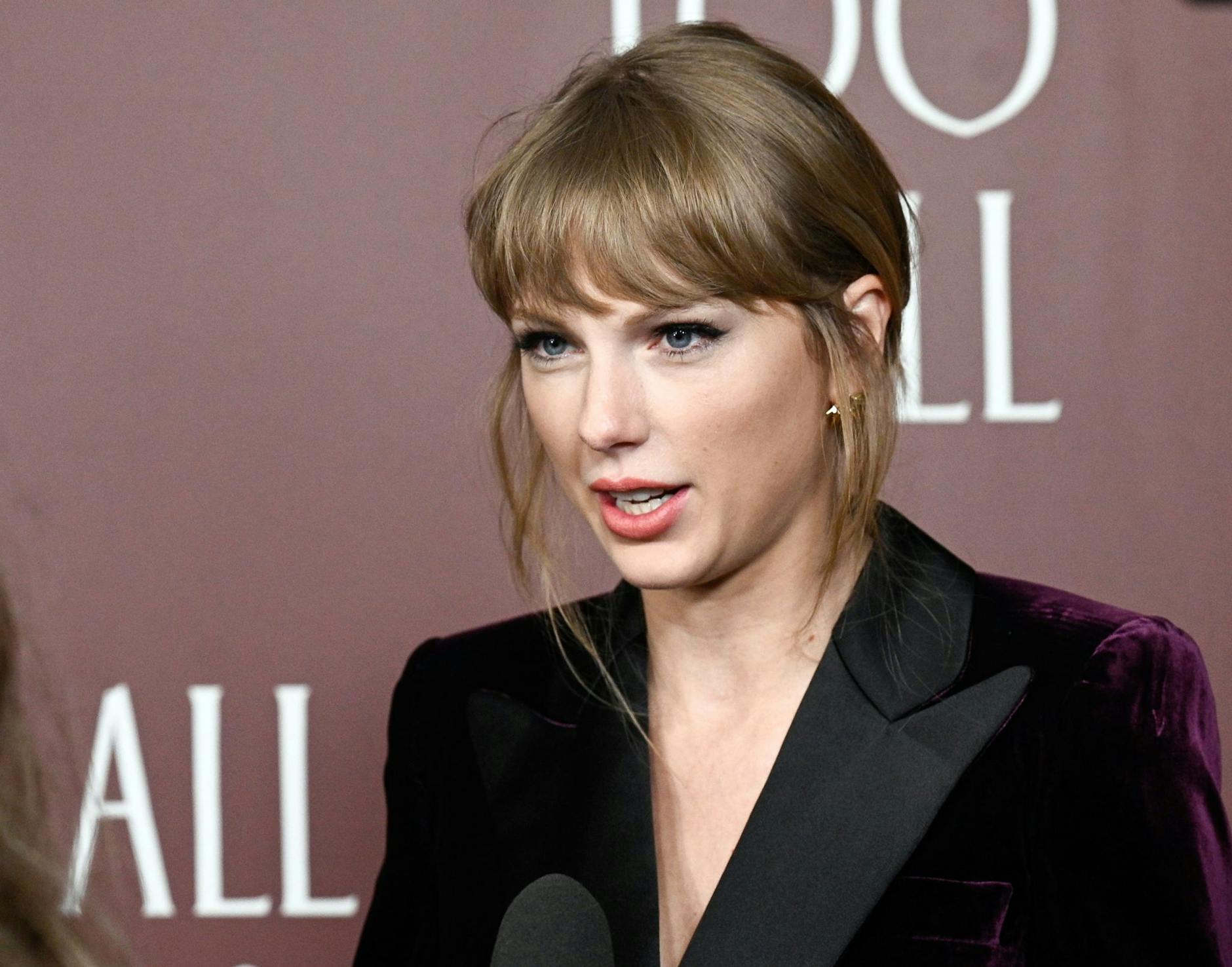 ARCHIV - US-Popsängerin Taylor Swift. a