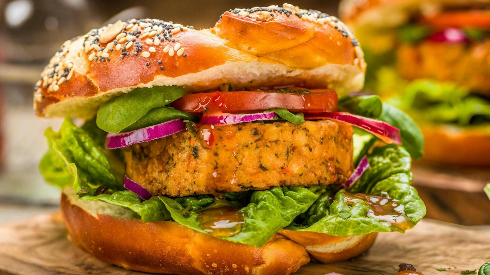 Ein veganer Burger (Symbolbild).