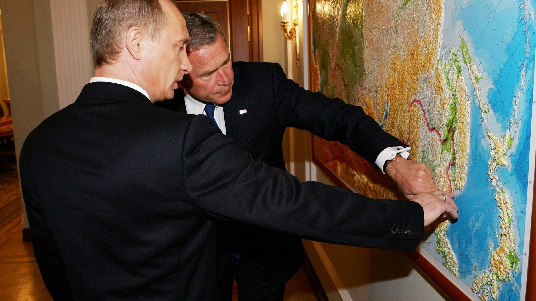 Wladimir Putin und George Bush junior