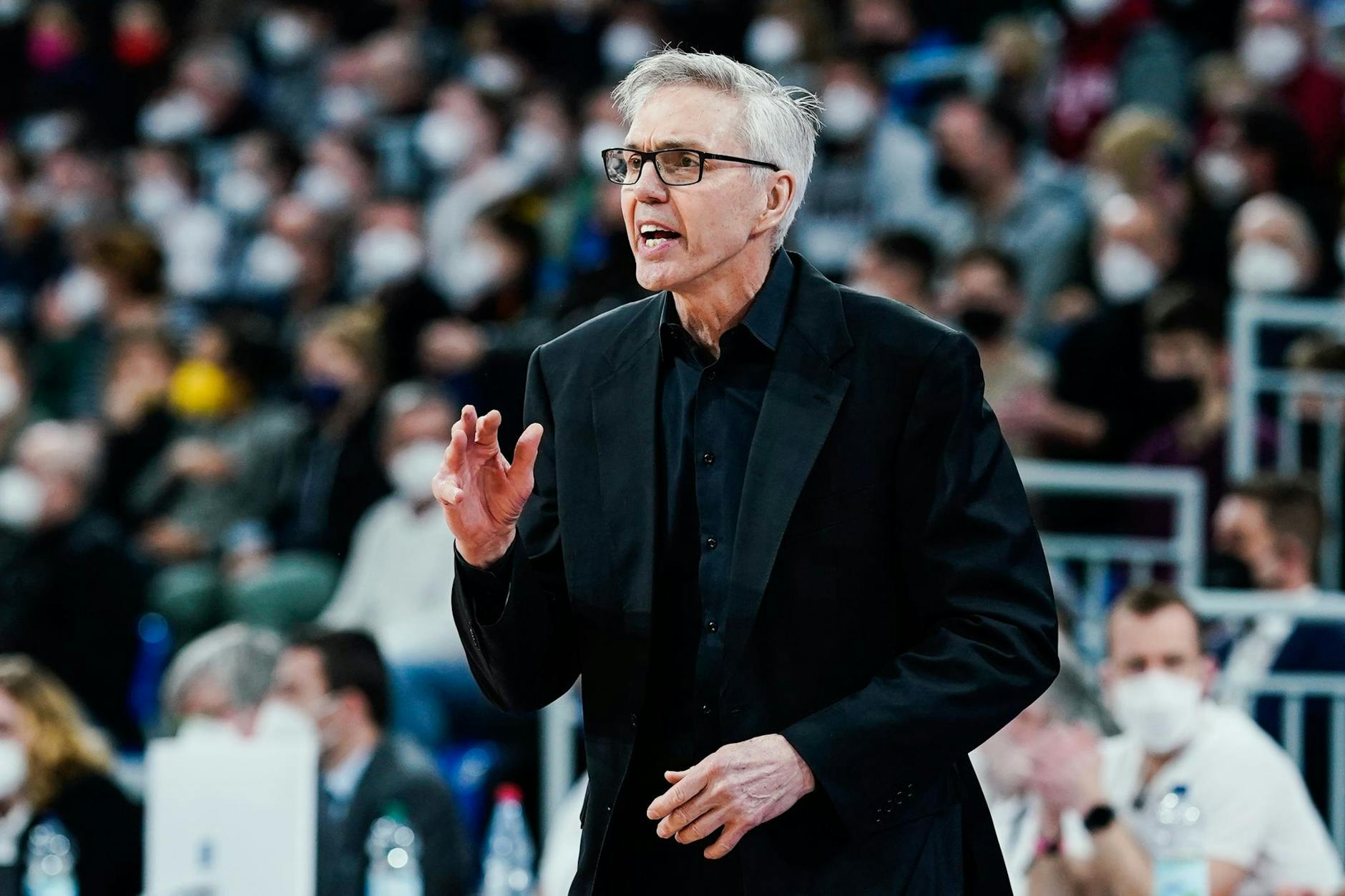 ARCHIV - Hatte nur wenige Tage Vorbereitung mit der deutschen Basketball-Nationalmannschaft: Bundestrainer Gordon Herbert.