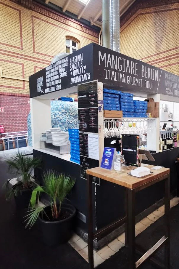 Klein aber sehr fein: Mangiare in der Arminiusmarkthalle in Moabit.