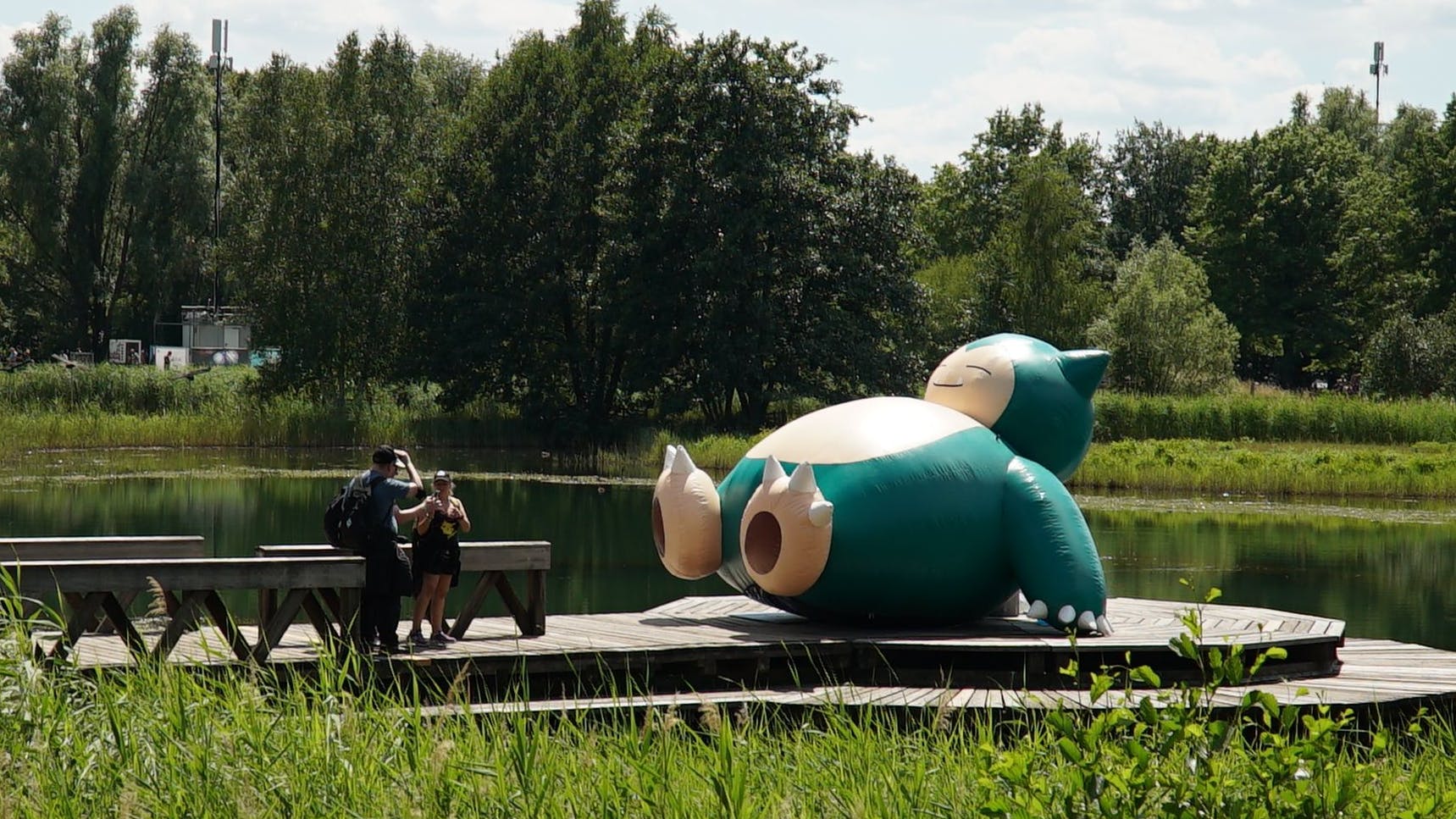 Ein aufblasbares Relaxo auf dem Östlichen See