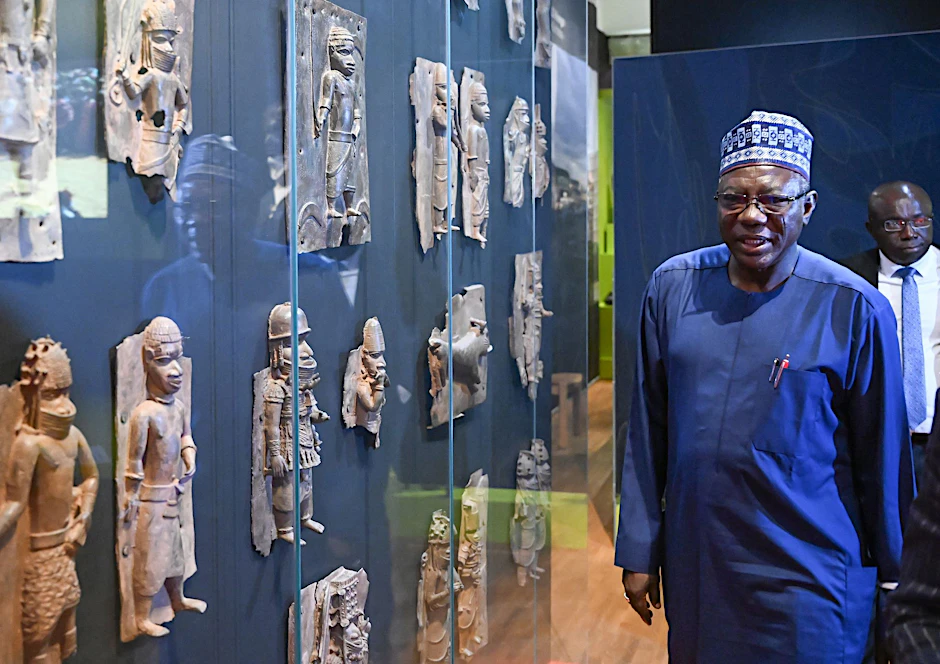 Abba Tijani, Generaldirektor der Nationalen Museums- und Denkmalbehörde Nigerias, in Stuttgarts Linden-Museum.  