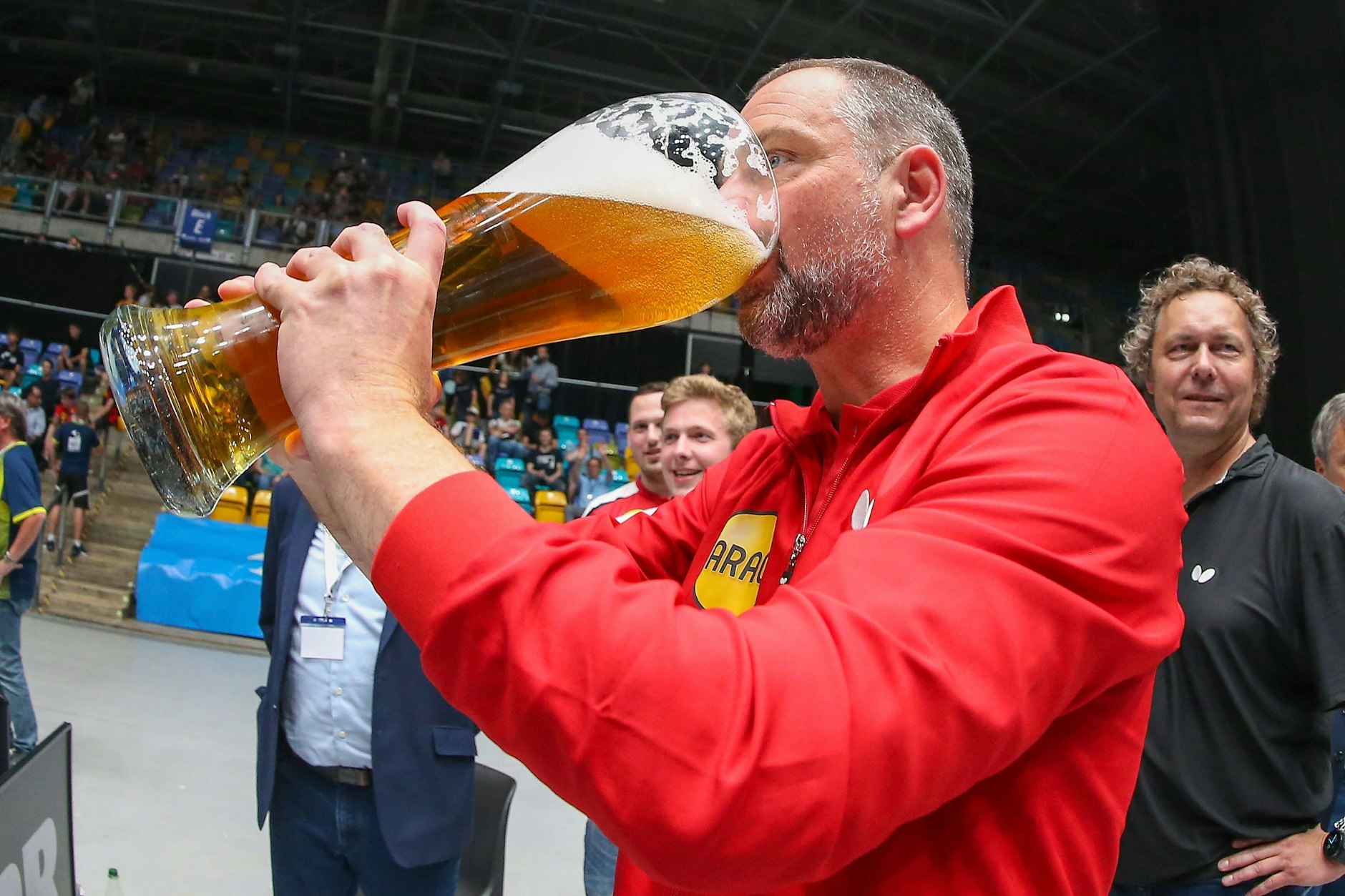 Noch schnell einen großen Schluck, bevor es gar nichts mehr gibt: Bier soll teurer und könnte knapp werden.