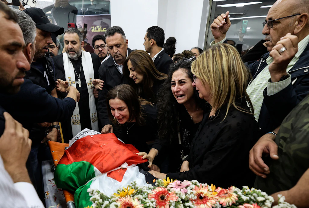USA: Journalistin Schirin Abu Akleh wahrscheinlich von israelischen Soldaten getötet