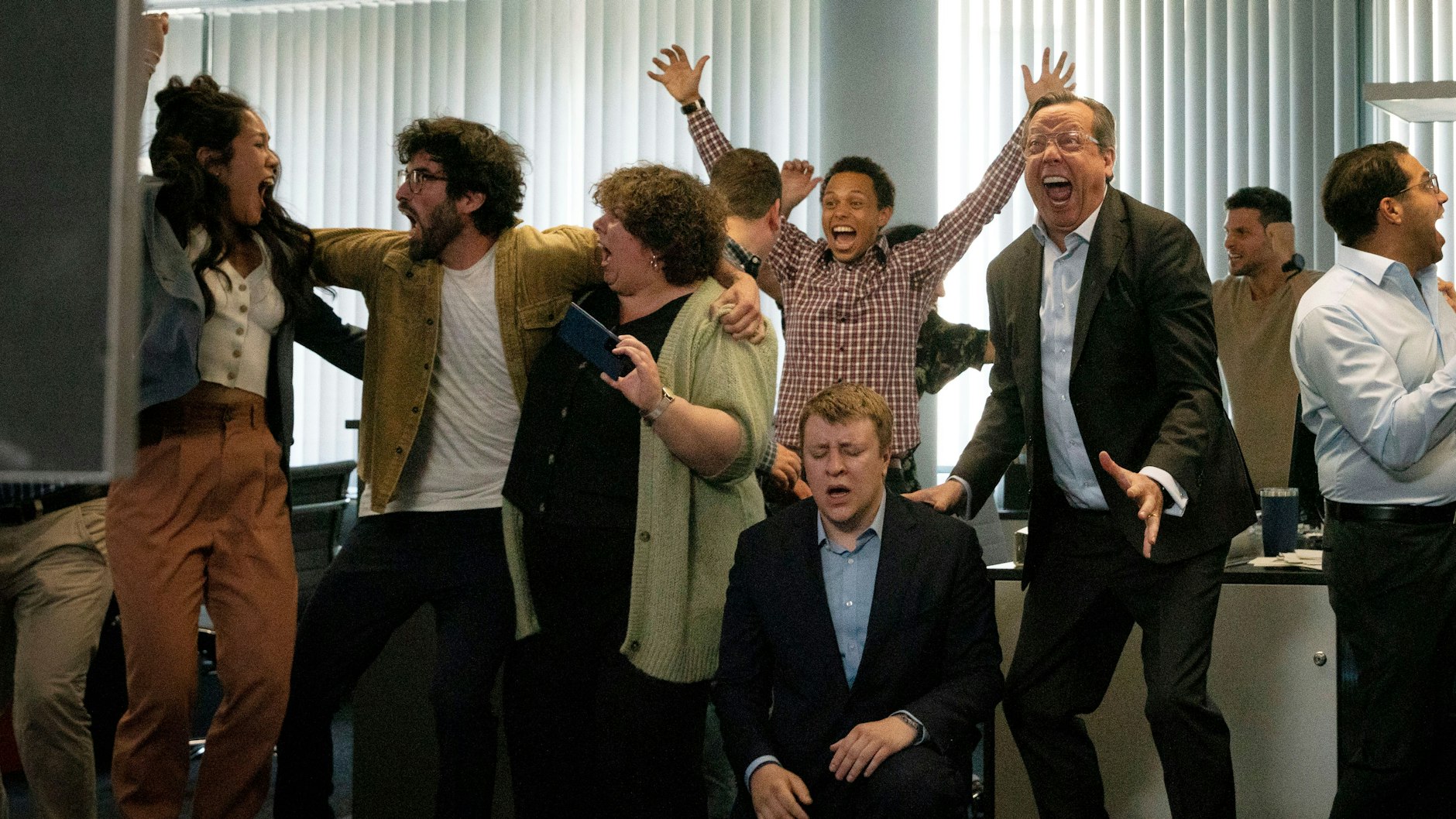 Arbeitsalltag voller Adrenalin:&nbsp;Felix Armand (Thomas Schubert) und&nbsp;Magnus A. Cramer (Matthias Brandt) in ihrer&nbsp;„CableCash AG“.