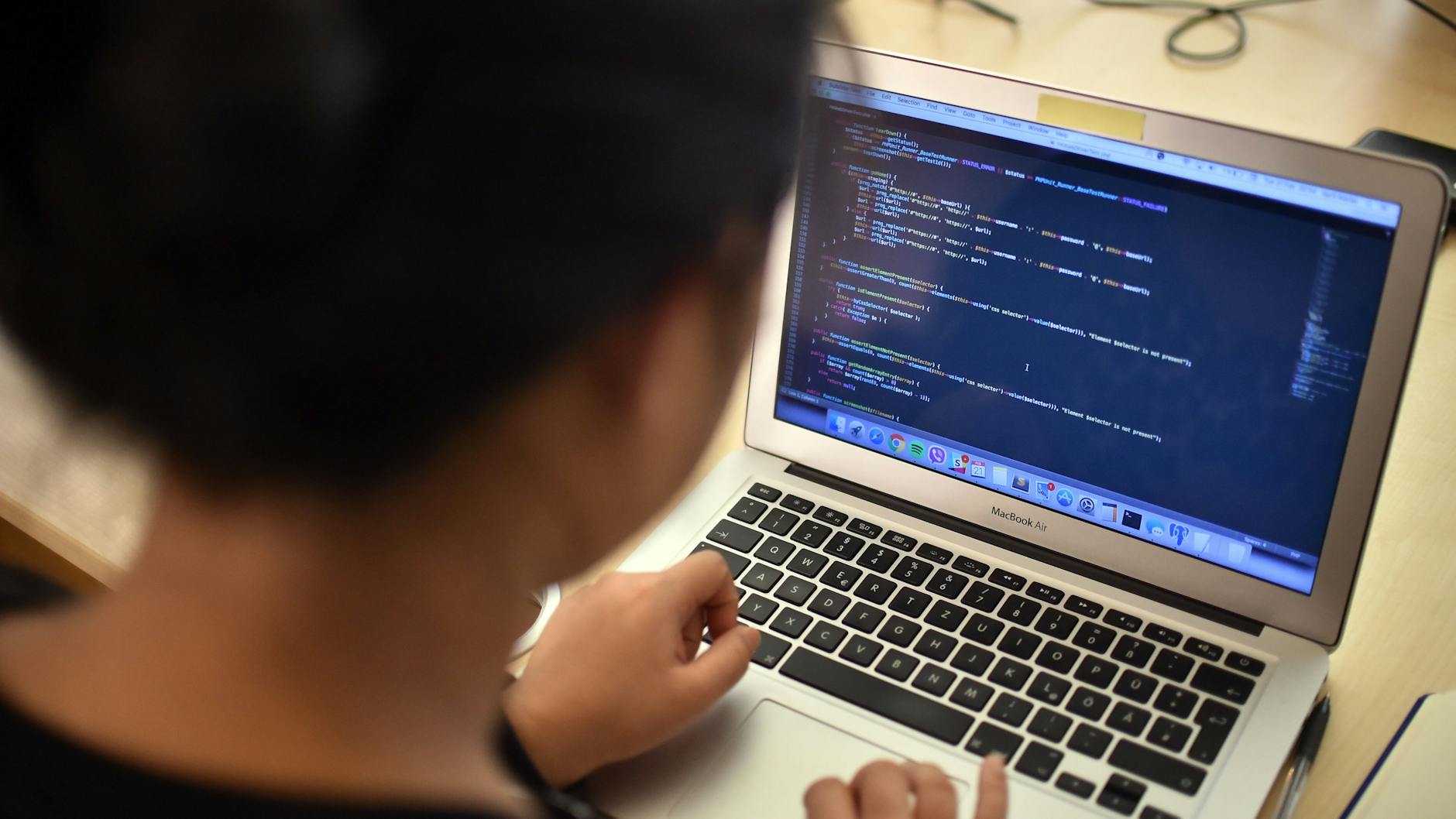 IT-Experten sollen von Russland nach Deutschland kommen.