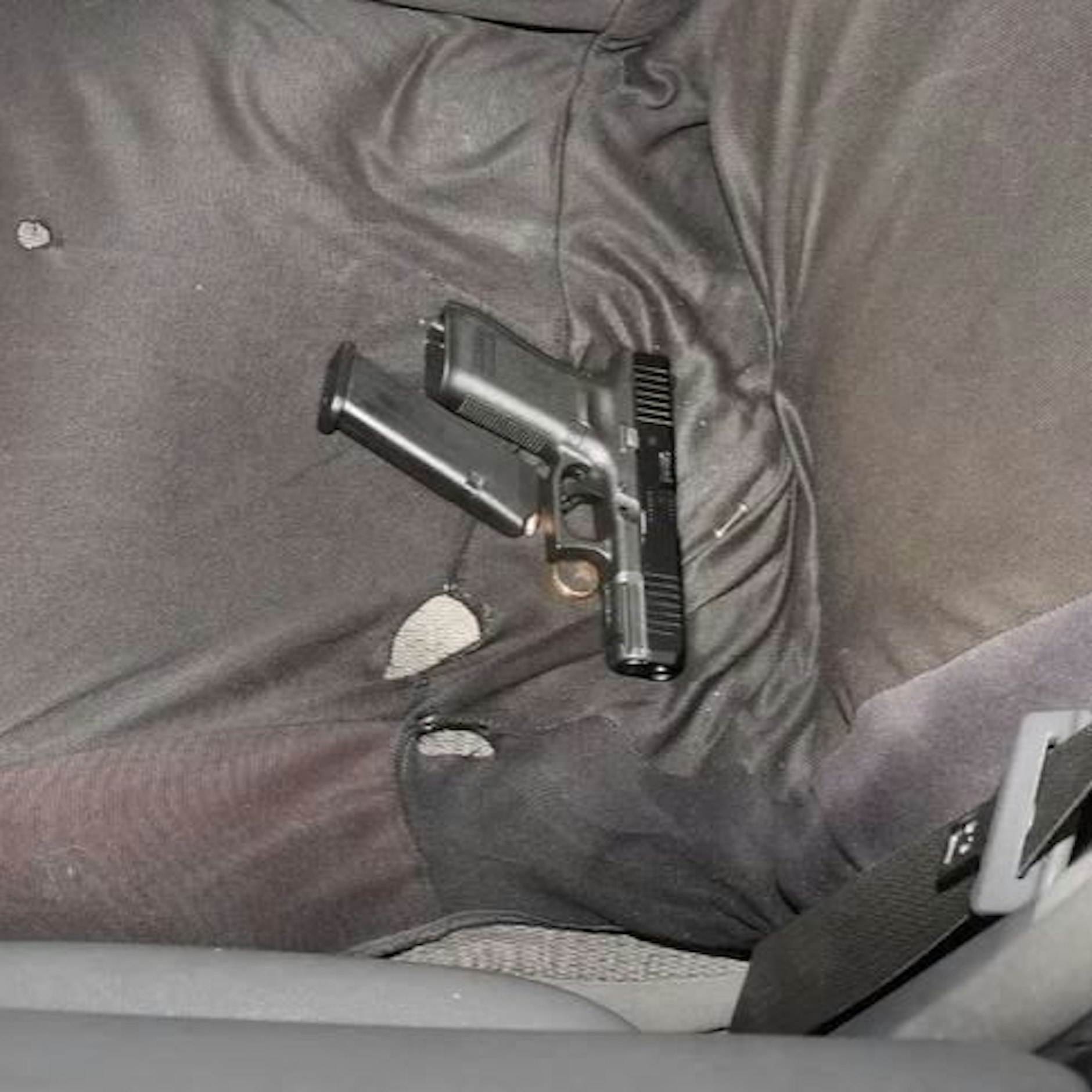 Die Polizei fand eine Pistole auf dem Fahrersitz des Autos von Jayland Walker.