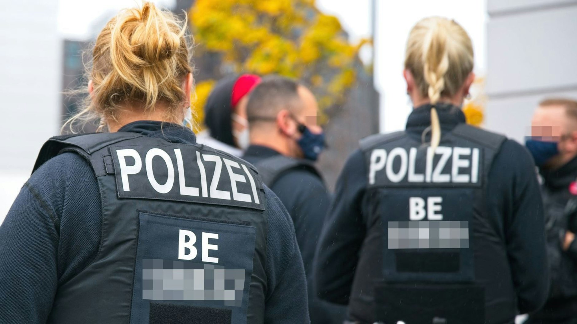 Der Job von Polizisten ist hart. Viele können nicht bis zur regulären Pensionsgrenze arbeiten. Entsprechend verbissen ist der Streit um eine längere Lebensarbeitszeit.