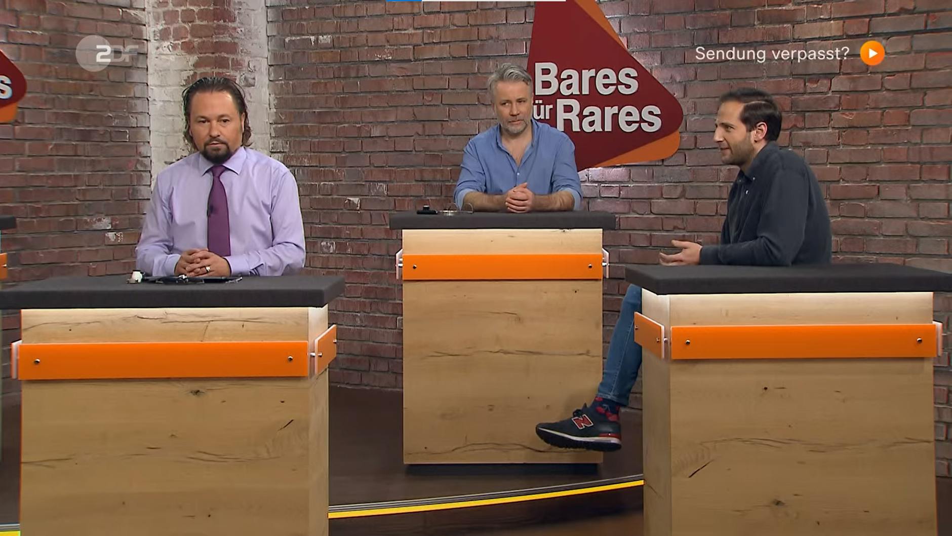 Wolfgang ist von Julians ständiger Preiserhöhung leicht frustriert