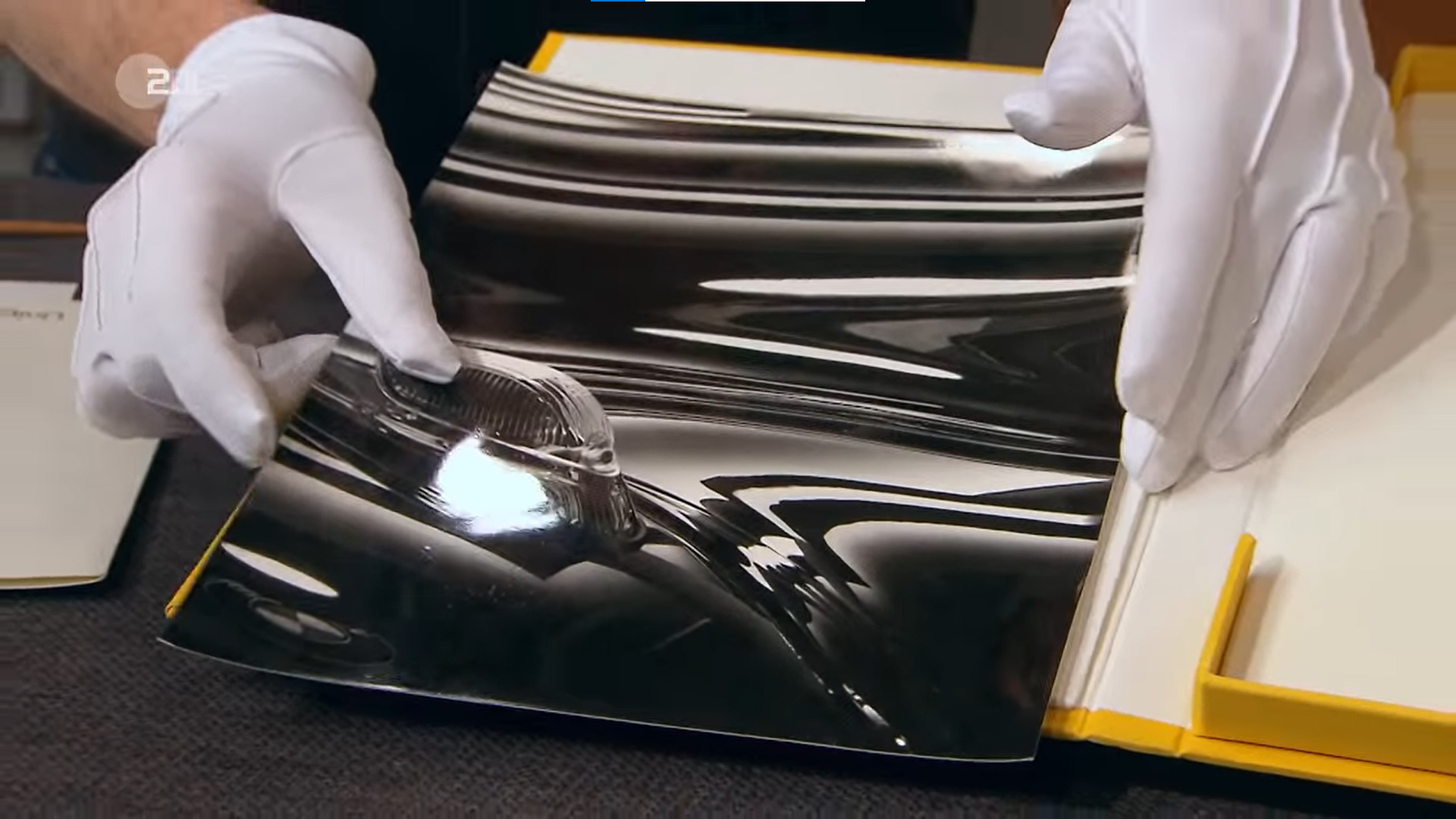 Image - „Bares für Rares“: Kann man so viel Geld für ein Foto verlangen?