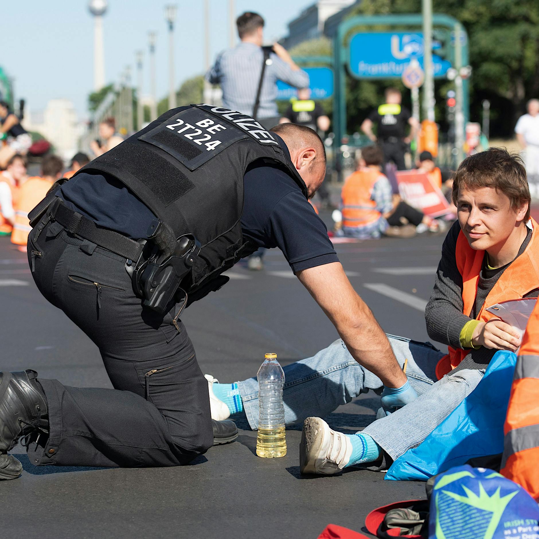 Vertraute von Greta Thunberg protestiert in Berlin: „Es geht um unser Überleben!“