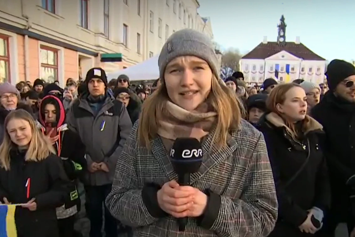 Reporterin Ode Punamäe in Tartu