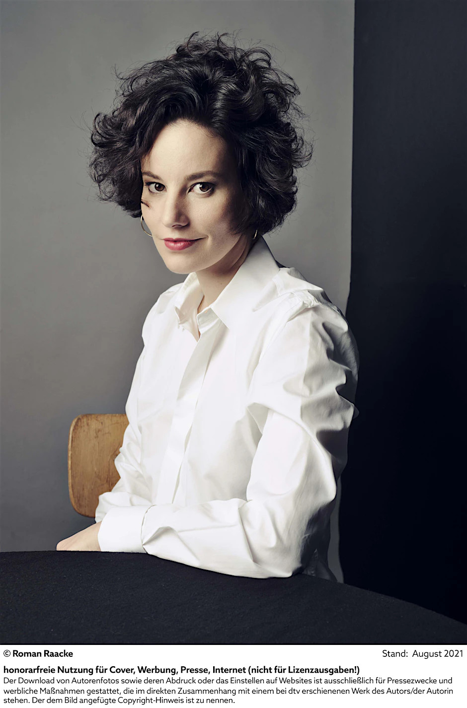 Die Autorin Claudia Schumacher