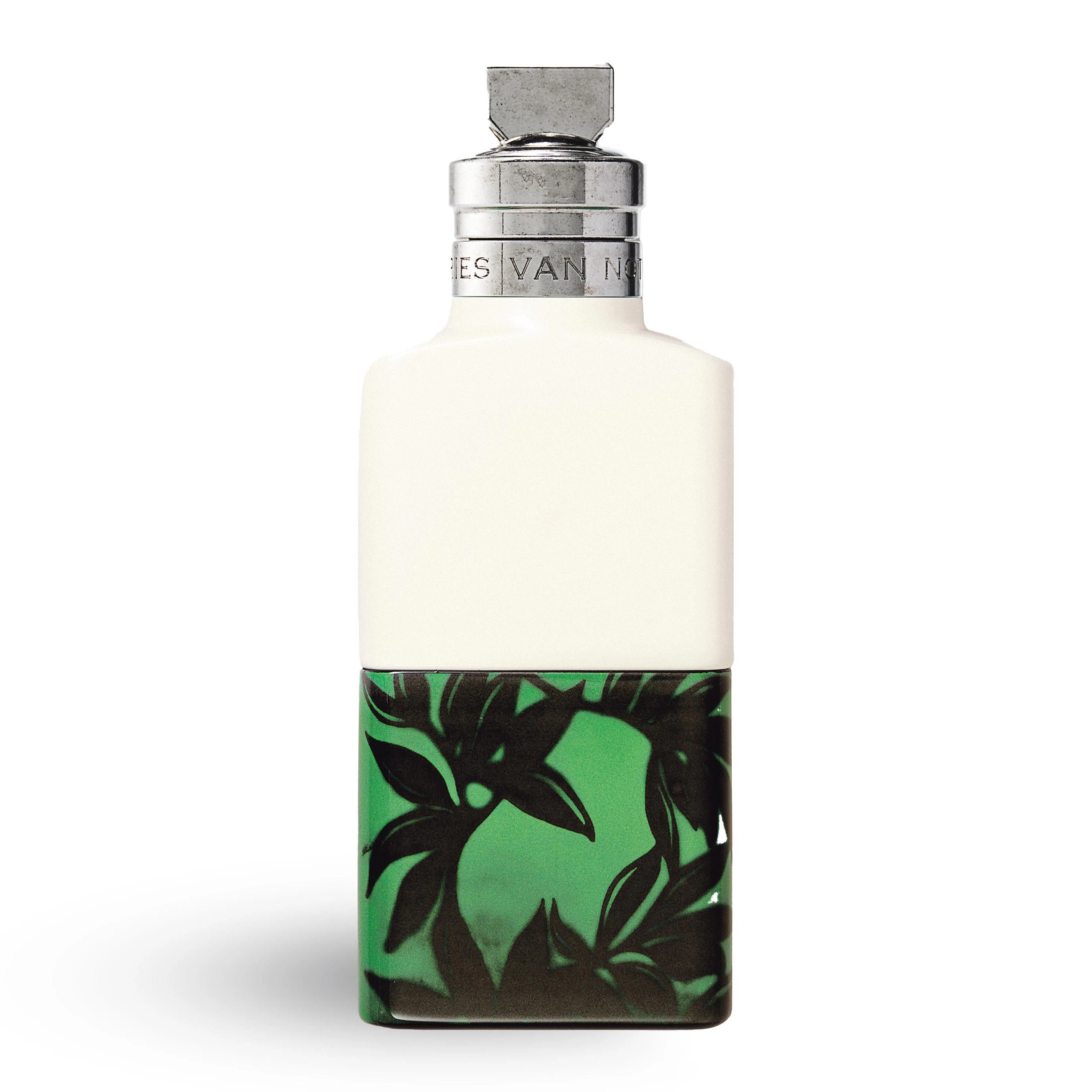 Der Flakon von „Santal Greenery“ ist ein kleines Kunstwerk.