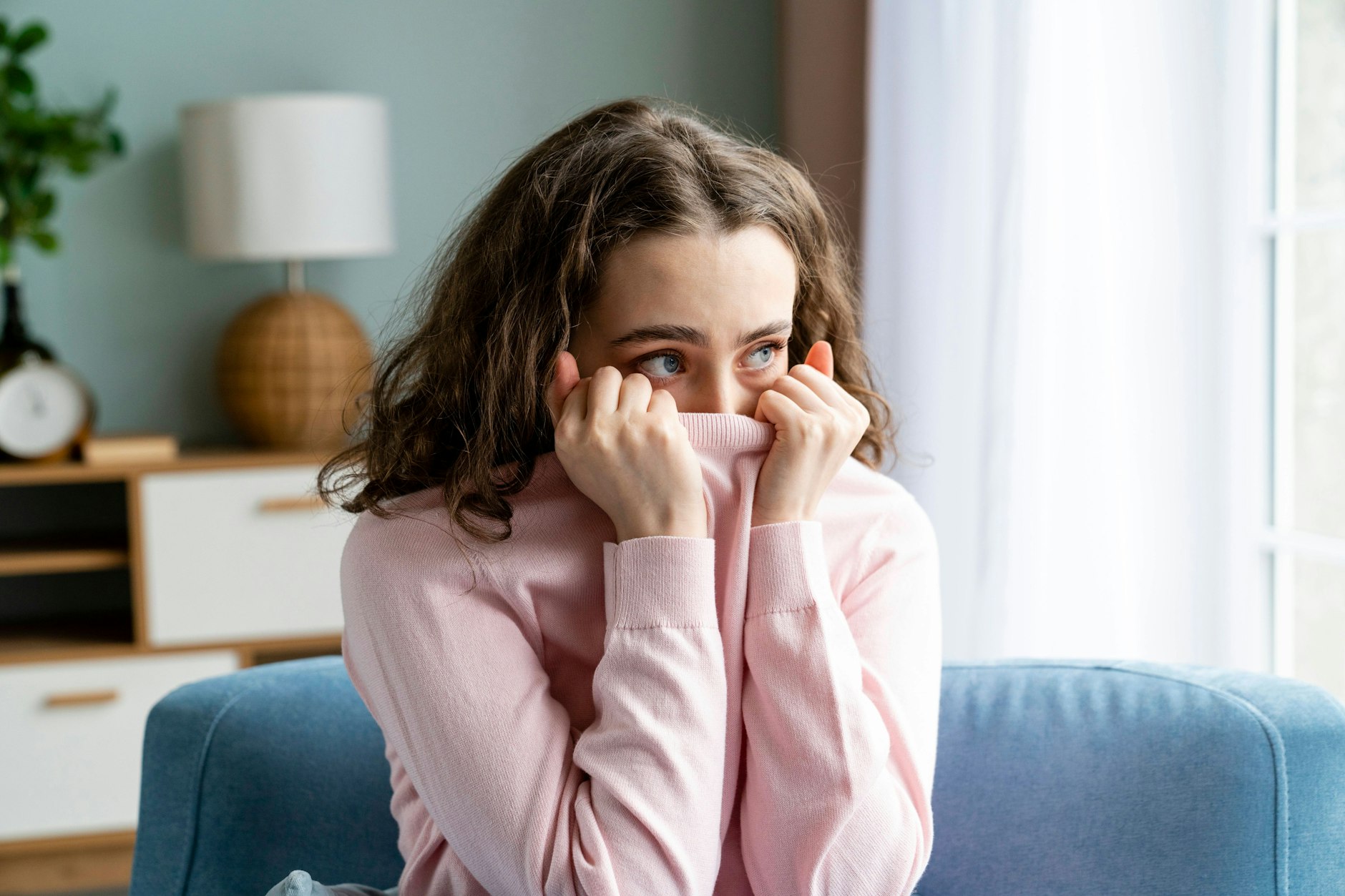 Sei es wegen des Klimawandels oder des Ukraine-Kriegs – junge Menschen blicken immer pessimistischer in die Zukunft.