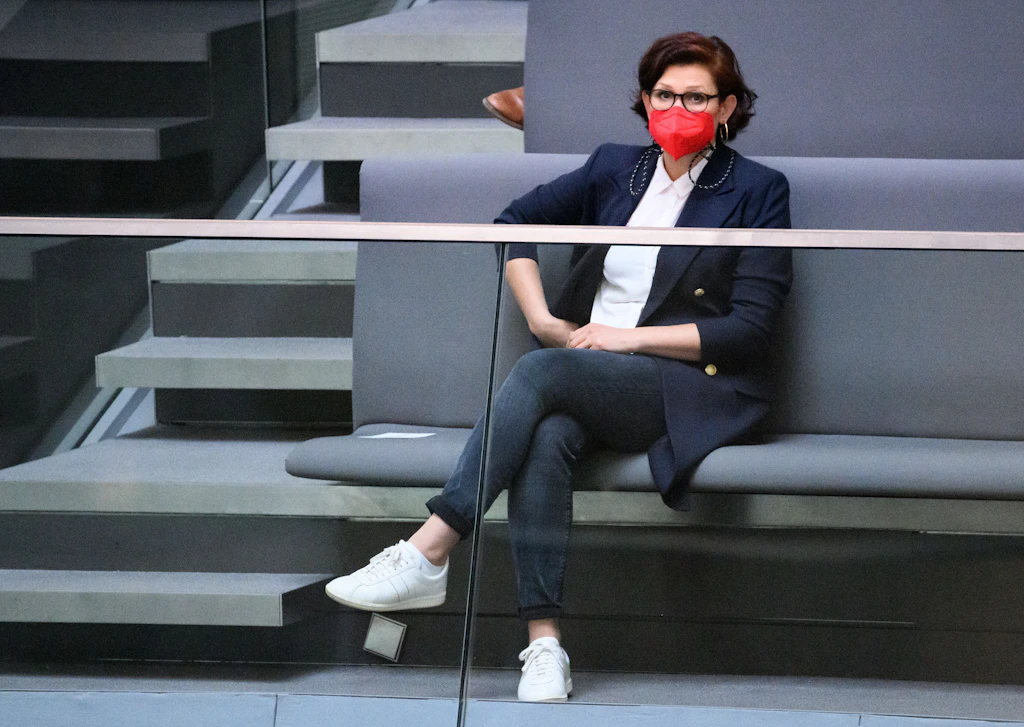 Ferda Ataman wird Antidiskriminierungsbeauftragte - so knapp war die Wahl