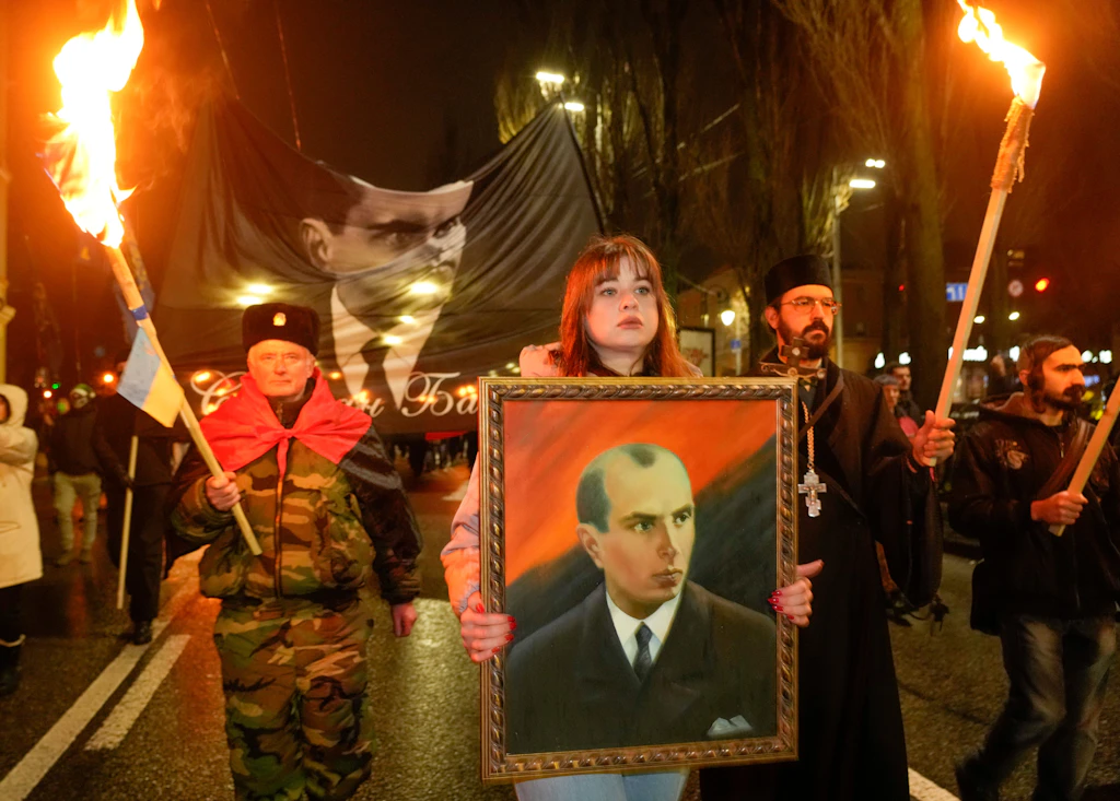SS-General Berger über den ukrainischen Faschisten Bandera: „Unerhört wertvoll“