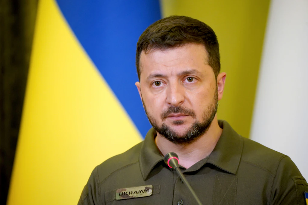 Ukraine: Selenskyj lobt westliche Artillerie für Treffgenauigkeit