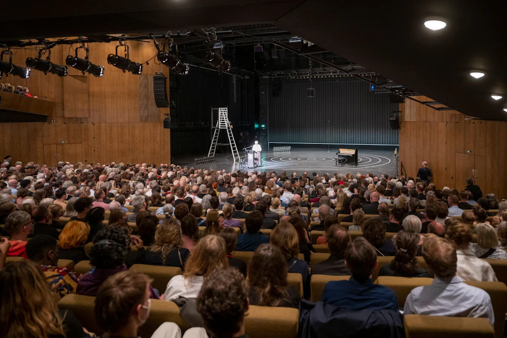 Kollektiv an der Spitze des Berliner Theatertreffens