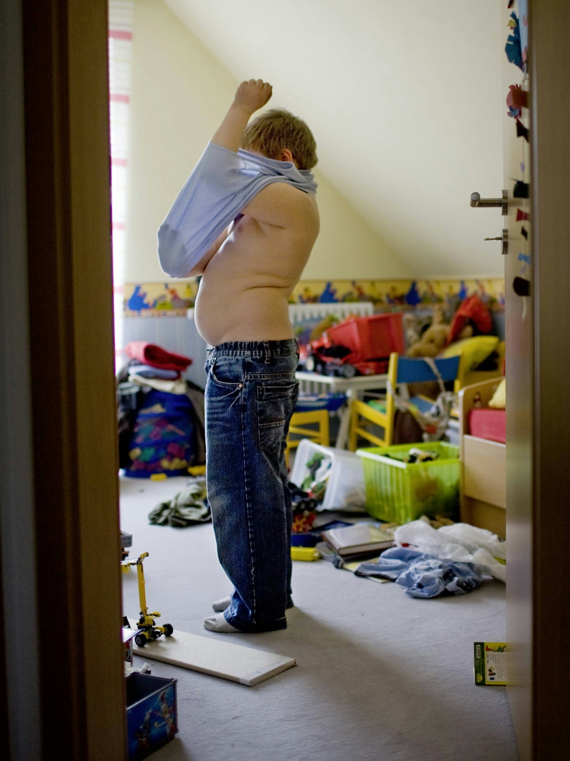 Jungs im Grundschulalter sind in der Corona-Pandemie dicker geworden.