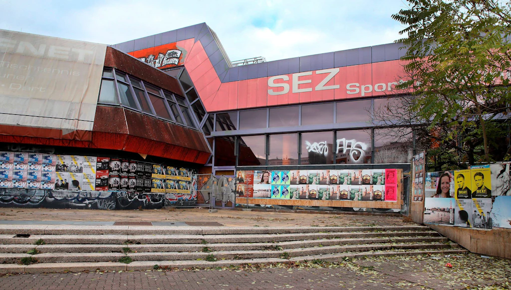 investor-muss-ddr-spa-bad-sez-an-berlin-zur-ckgeben