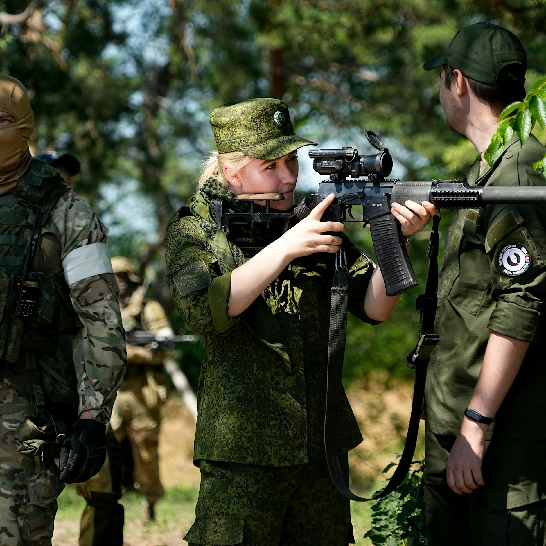 Bizarres Plakat: So wirbt Russland um neue Soldaten