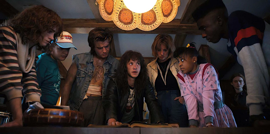 HANDOUT - Szene aus der vierten Staffel von «Stranger Things».   - ACHTUNG: Nur zur redaktionellen Verwendung im Zusammenhang mit einer Berichterstattung über die Serie und nur mit vollständiger Nennung des vorstehenden Credits