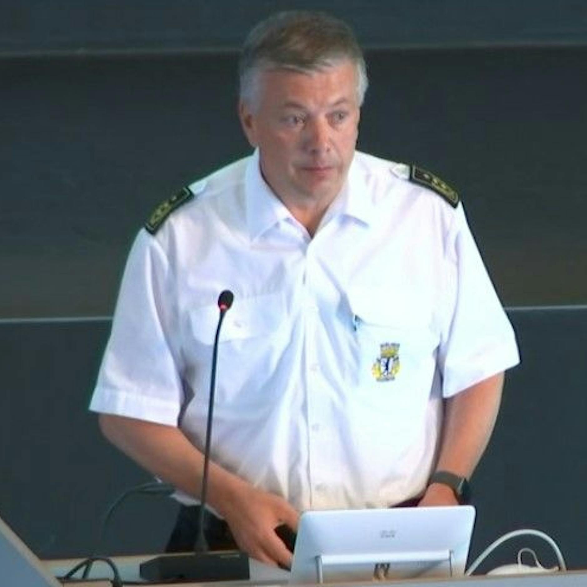 „Dann wird es Tote geben“: Seltene Krisensitzung bei der Berliner Feuerwehr