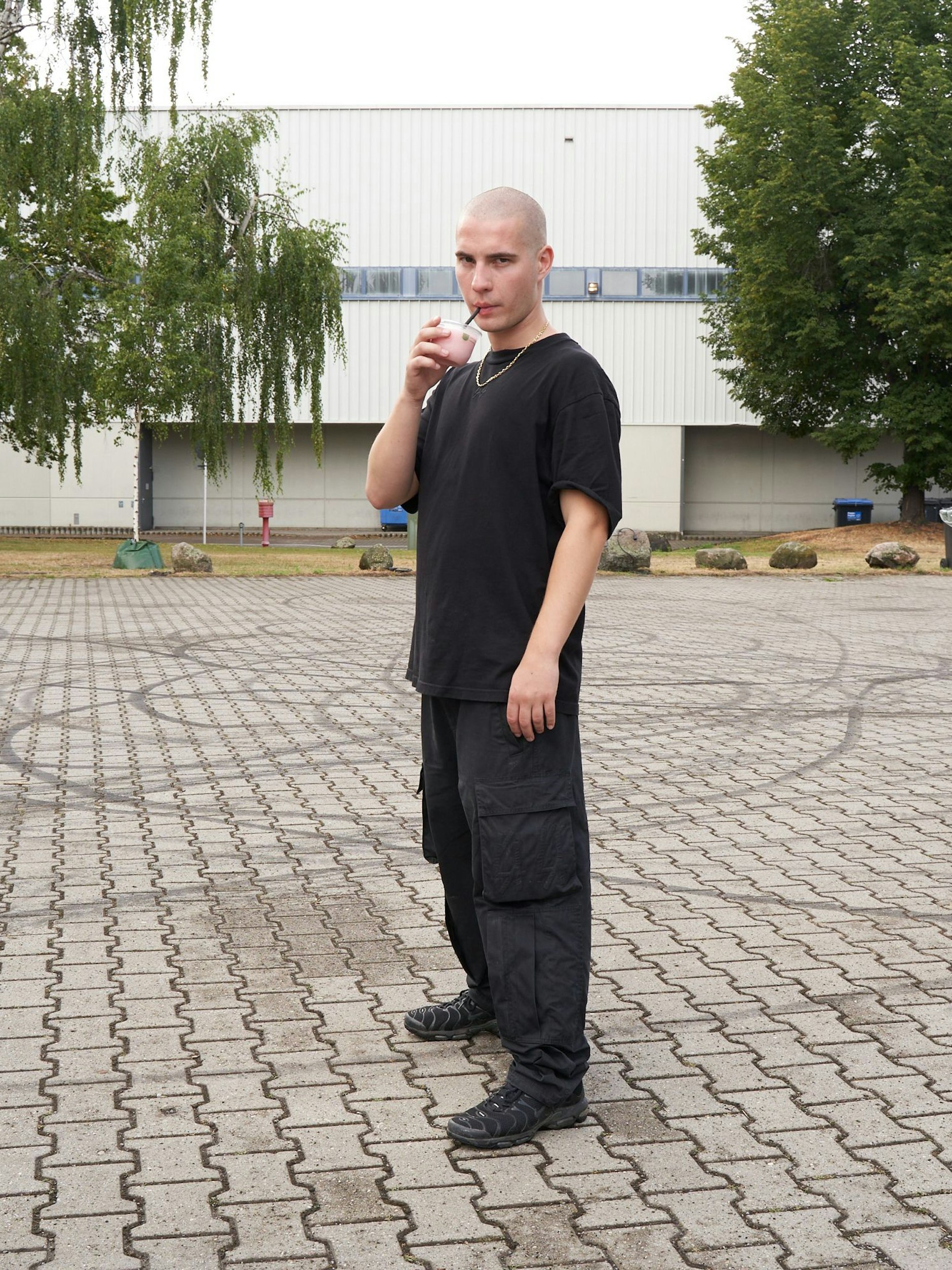 Neben seinem Job als DJ betreibt Simon das Frozen-Margarita-Unternehmen „Young Slush“. Clever, ein zweites Standbein kann nie schaden.