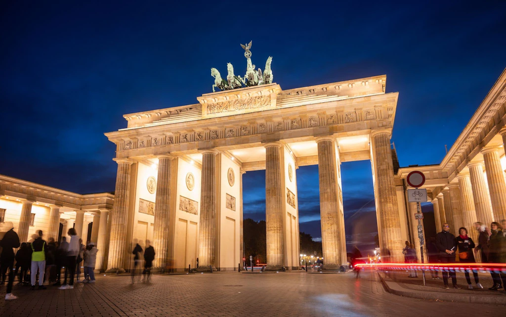 Giffey: Lichter sollen am Brandenburger Tor nach Mitternacht ausgehen