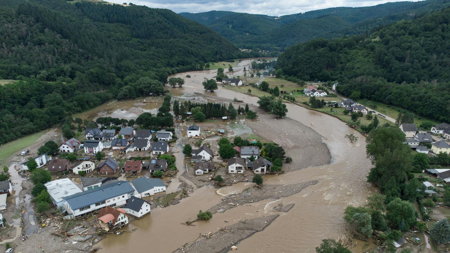 Das Ausmaß der Zerstörungen an der Ahr, nachdem eine Flutwelle den Ort überschwemmte.