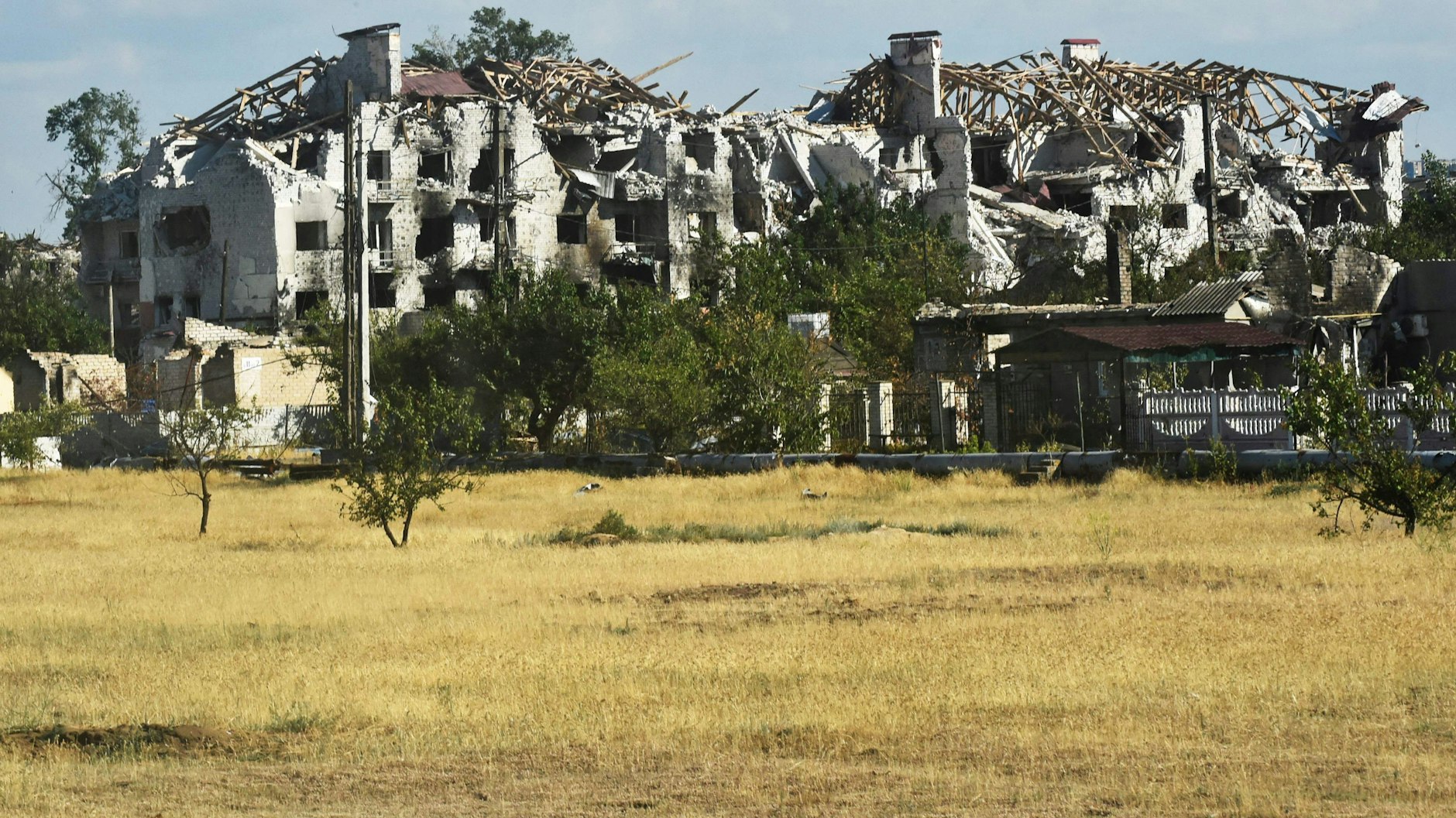 Ein Blick auf die zerstörte Stadt Rubischne.
