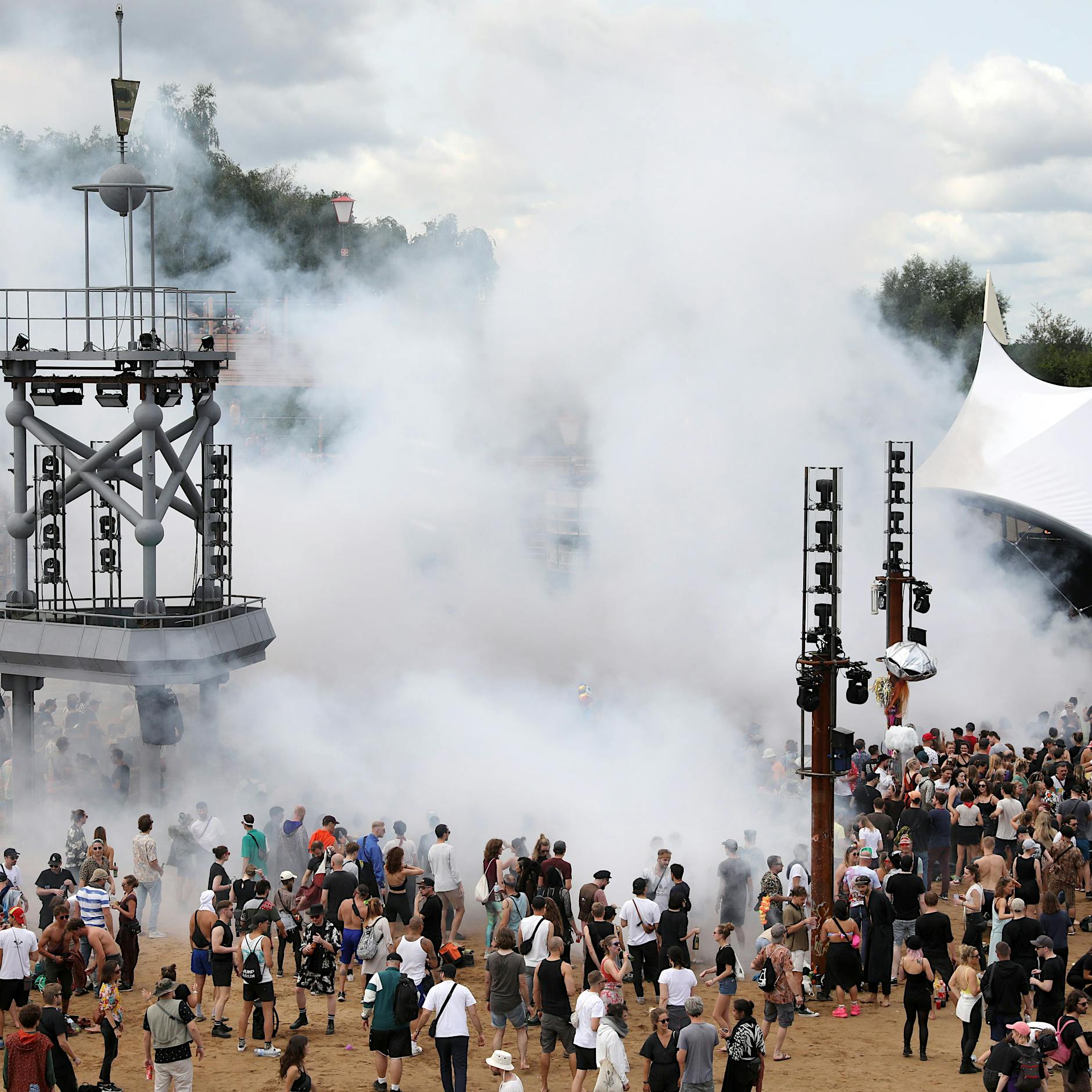 1000 Corona-Fälle nach Festival: Hilfe, ich habe die Fusion-Variante!