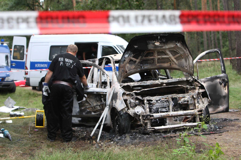 Streit ums Sorgerecht: Wie ein Vater beide Kinder betäubte und sie im Auto verbrannte