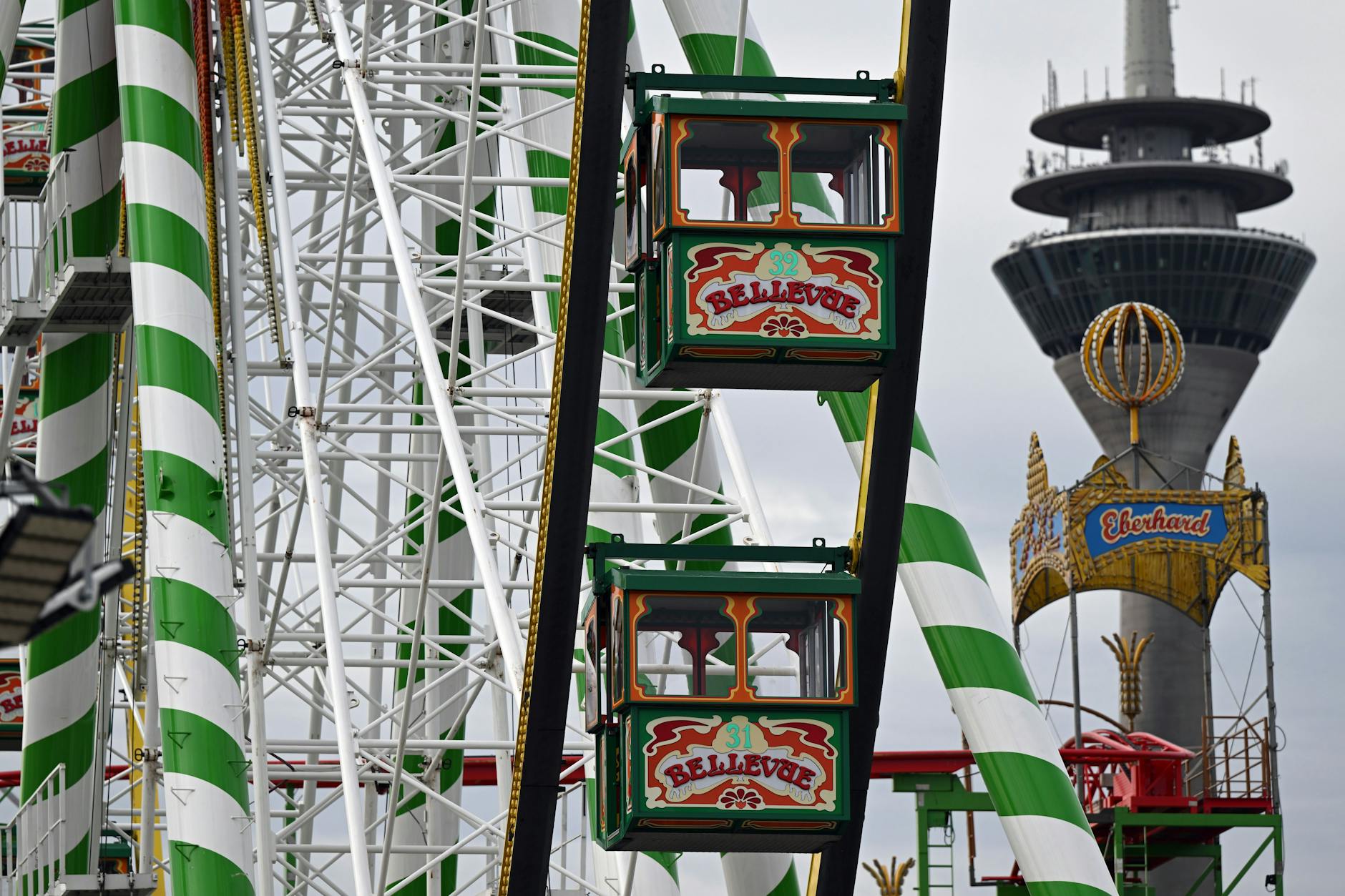 Der umstrittene Partysong „Layla“ soll nicht auf der anstehenden Düsseldorfer Kirmes gespielt werden.