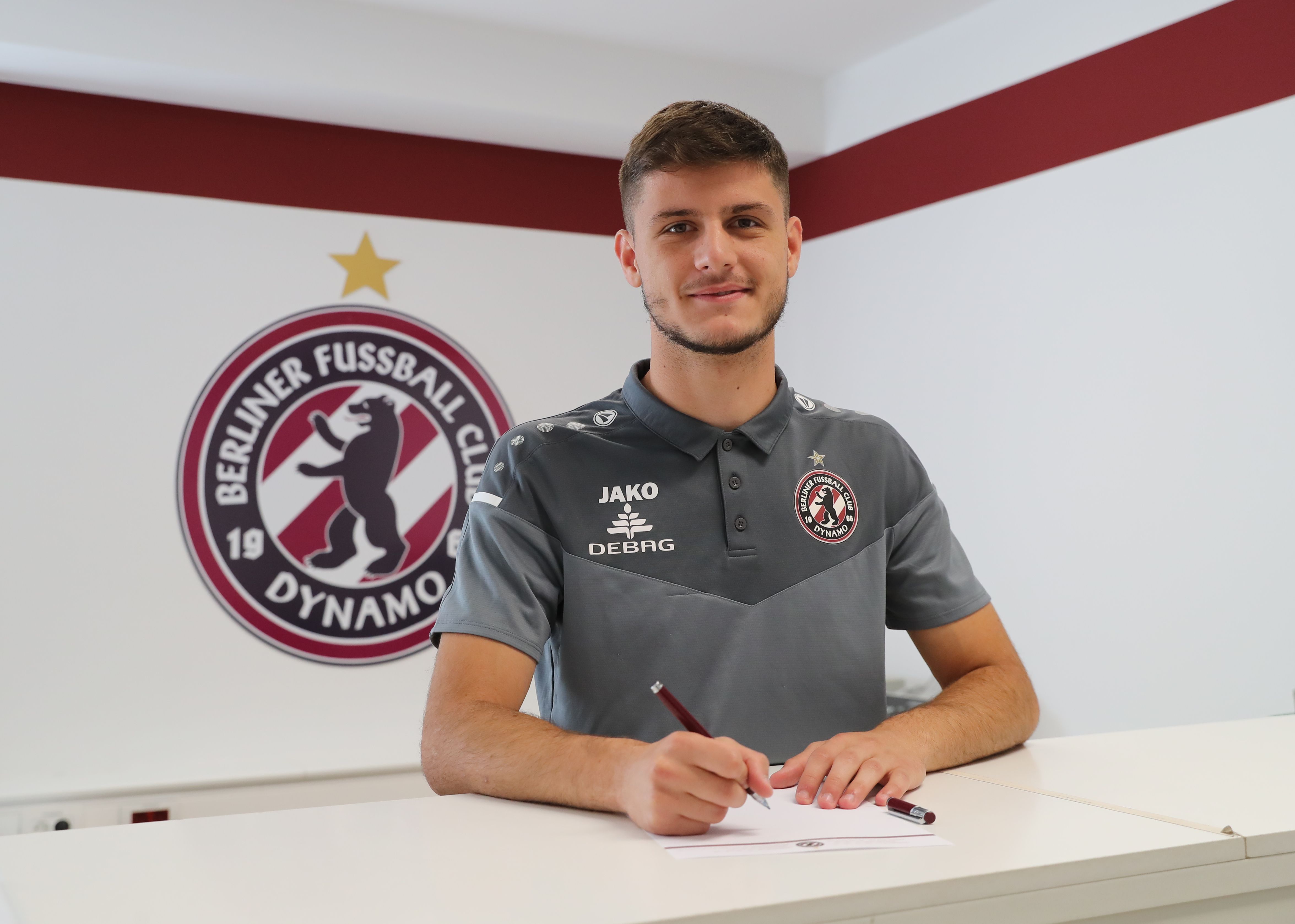 BFC Dynamo angelt sich das kosovarische Mittelfeldtalent Erlind Zogjani