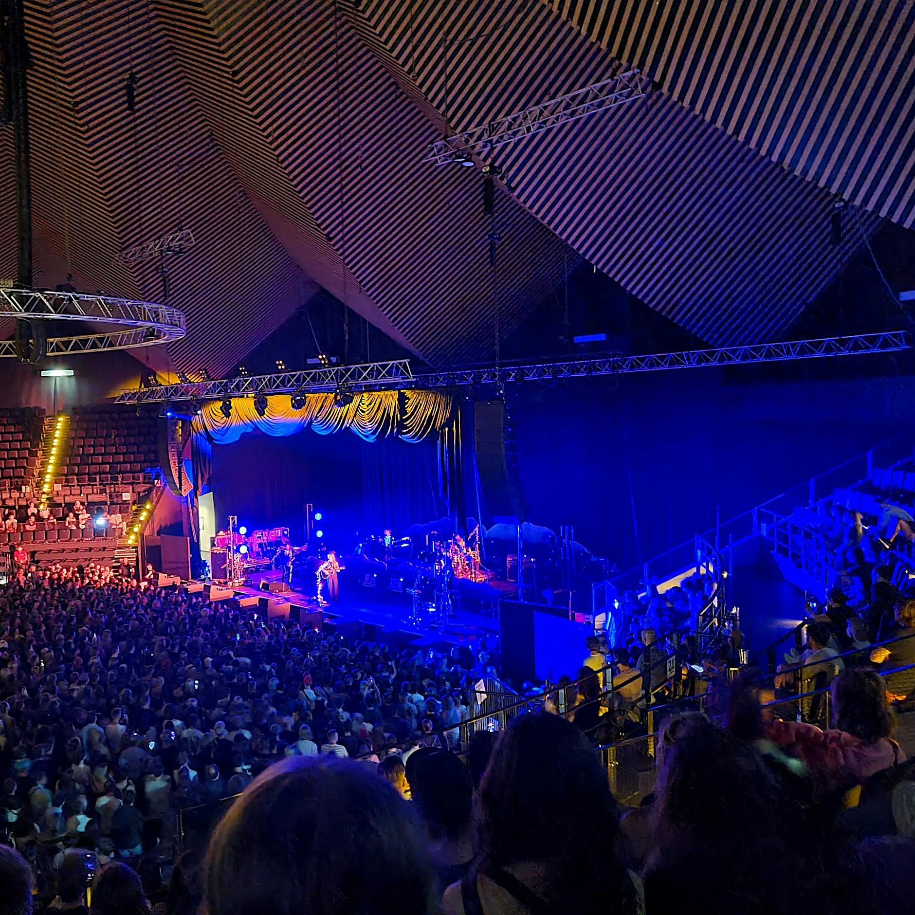 Phoebe Bridgers in Berlin: Mit ihr darf man sich auch scheiße fühlen