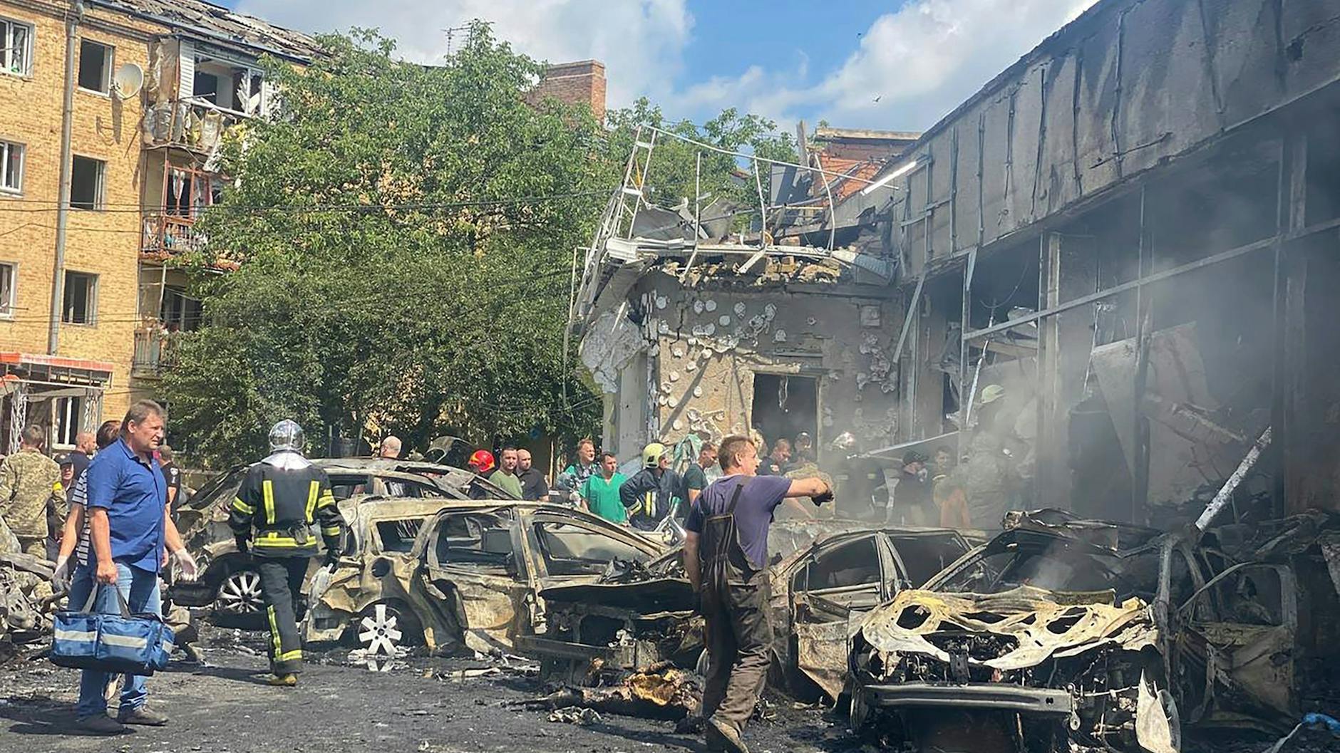 Kiew meldet mindestens 12 Tote nach russischem Raketenangriff auf Winnyzja
