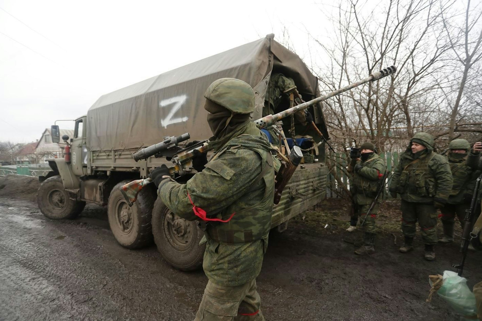 Спецоперация последние новости подоляка. Спецоперация на Украине. Российские военные на Украине. Спецоперация России на Украине. Российские военные на Донбассе.